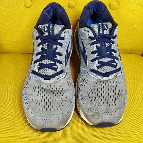 Brooks Beast 20 Blue Grey Athletic Running Sneaker Men's Shoe Size 12 Wide (2E) - Picture 2 of 11